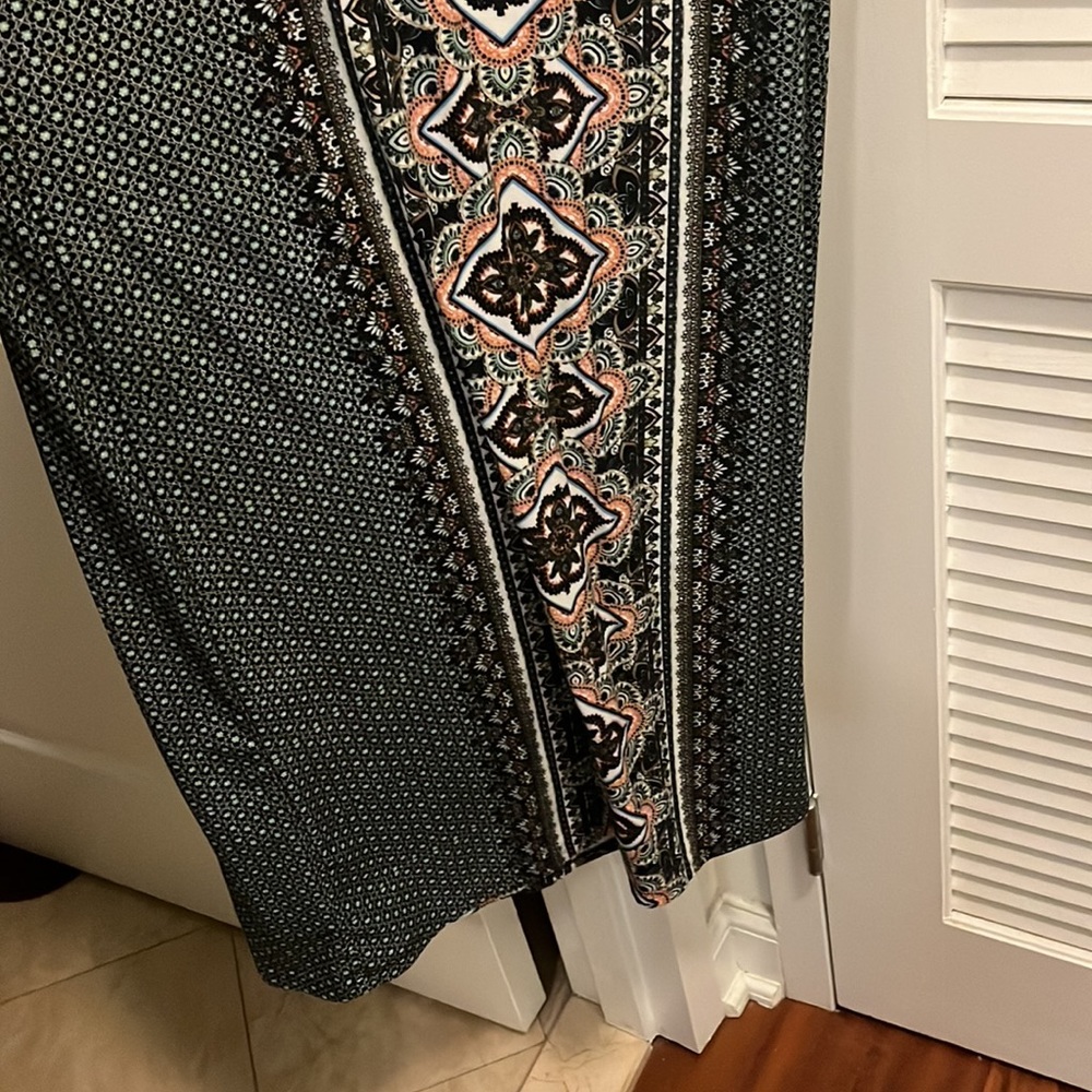 Derek Heart Maxi Dress - Picture 2 of 6